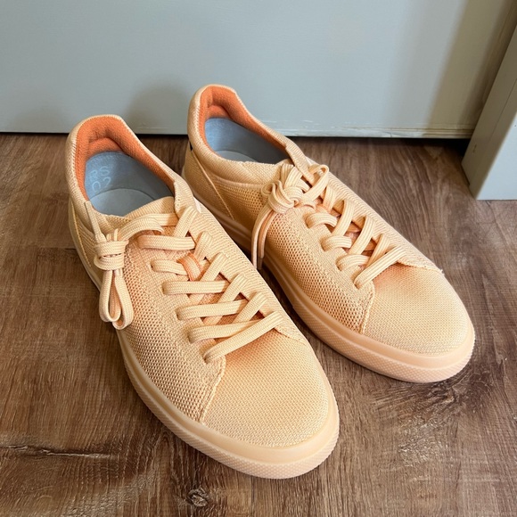 Rothy's Shoes - Creamsicle Rothy Sneakers